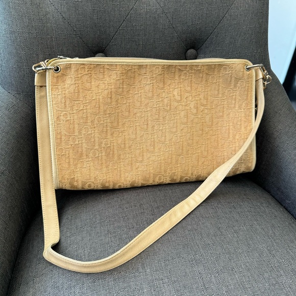 VINTAGE DIOR TROTTER POCHETTE SHOULDER BAG🌻 - Picture 3 of 13
